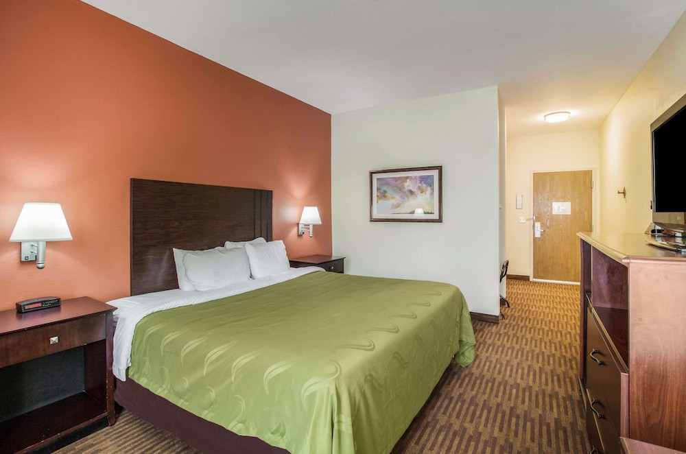 Quality Inn & Suites Lawrence - University Area, 사진 2