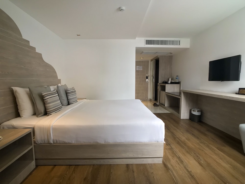 Superior King Room photo 2