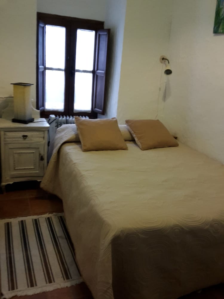 Double Room (Exterior Private Bathroom) photo 3