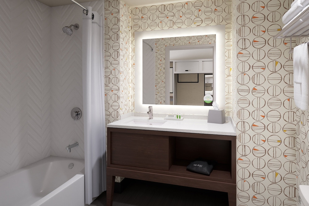 Premium Room, 1 King Bed (Leisure) - Photo 3