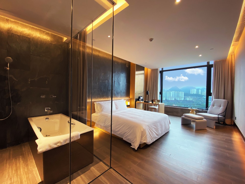 Panoramic Single Room