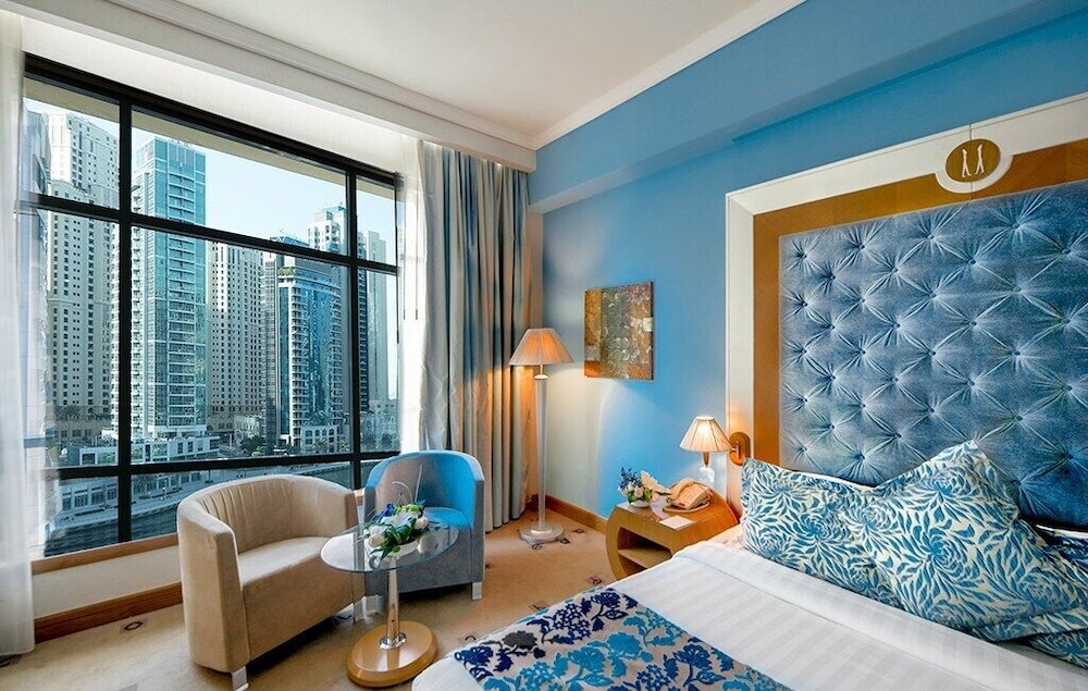 Deluxe Room, 1 King Bed, Marina View photo 1