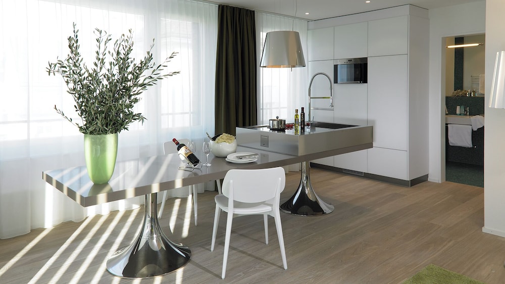 Grand Apartment