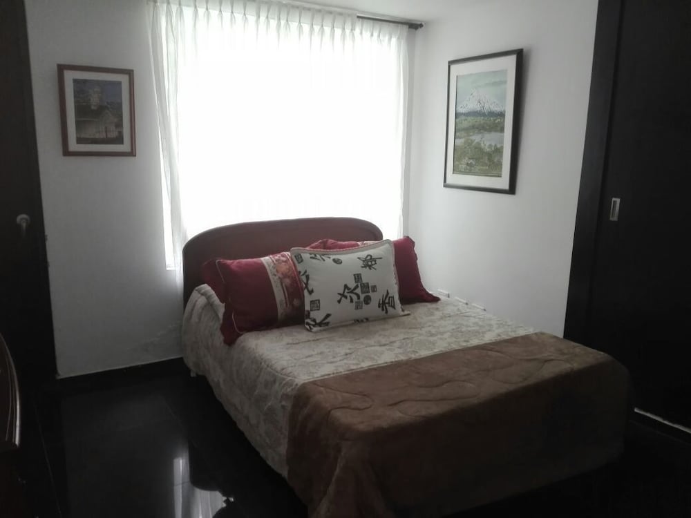 Classic Double Room, Shared Bathroom photo 1
