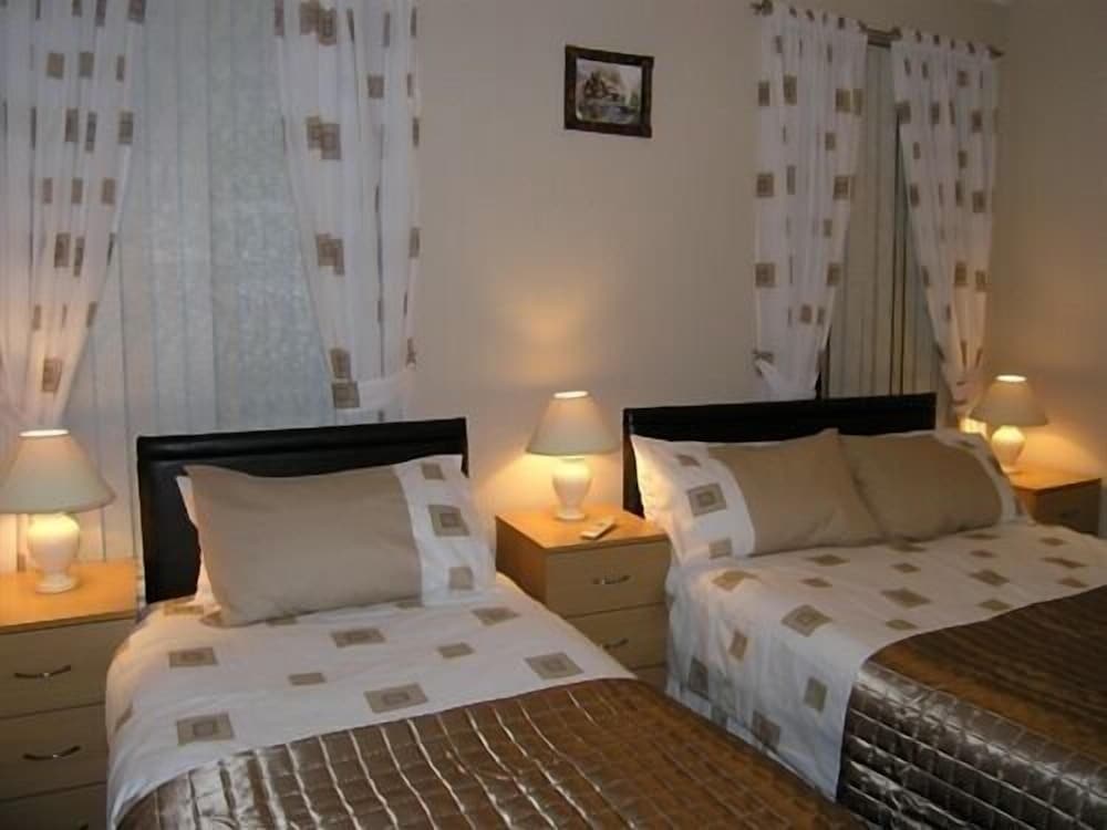 Standard Double or Twin Room photo 1
