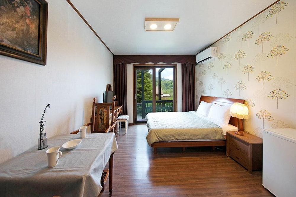 Basic Room, 1 Bedroom (A-type  ( Couple )) - Photo 7