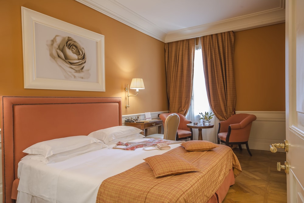 Deluxe Double Room - Photo 18