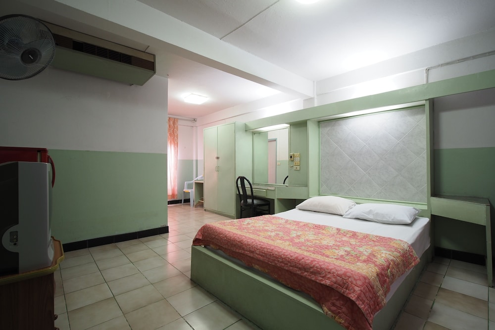 Superior Double Room, Pool Access