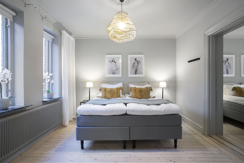 Junior Studio Suite