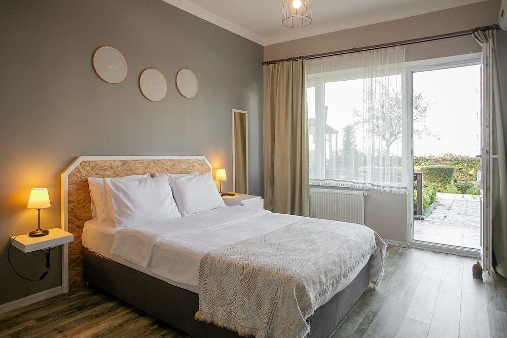 Standard Double Room, Garden View photo 1
