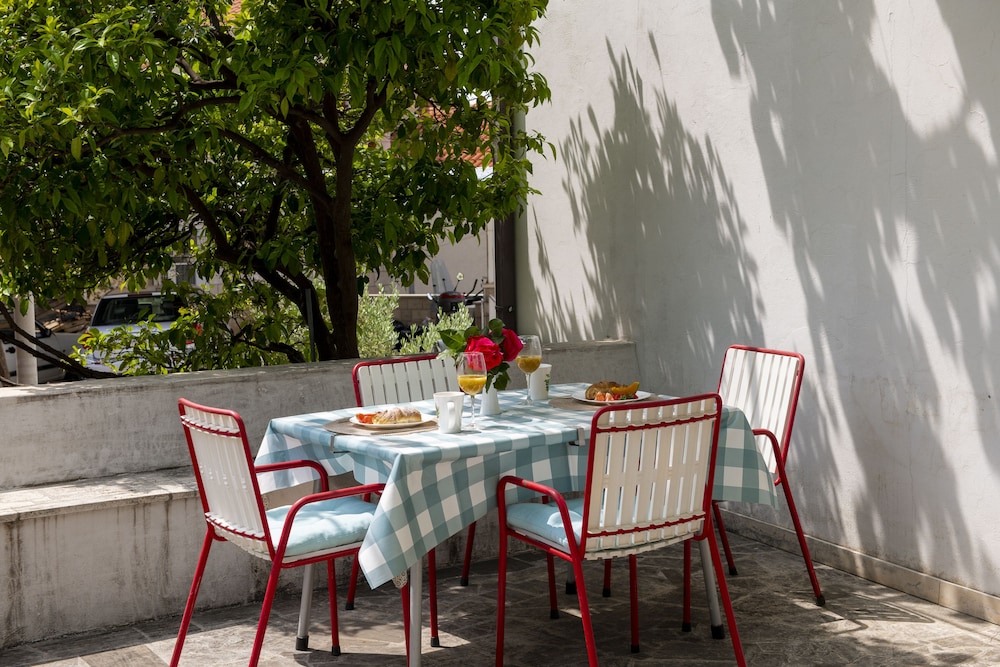 Family Apartment, 1 Bedroom, Non Smoking, Terrace photo 3