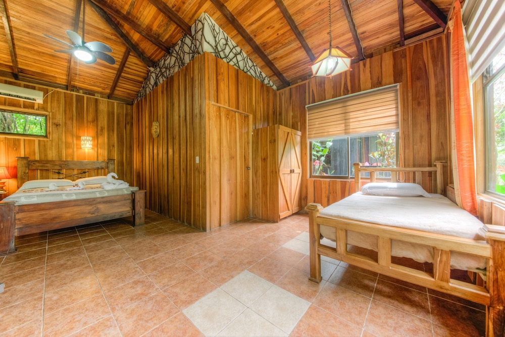 Ecolodge Cabin with Volcano View photo 1