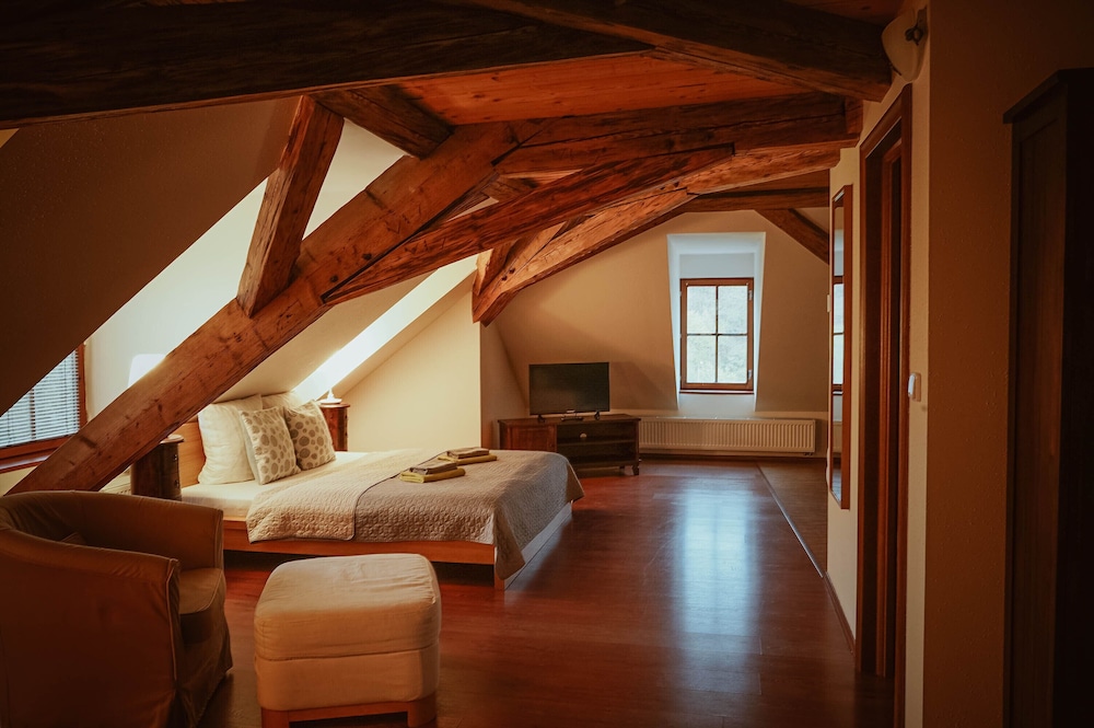 Comfort Suite, 1 Bedroom, River View photo 1