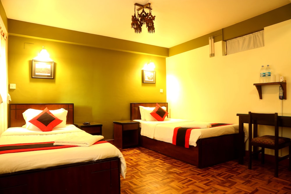 Deluxe Twin Room photo 3