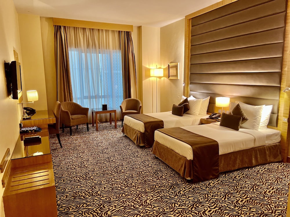 Deluxe Twin Room photo 1