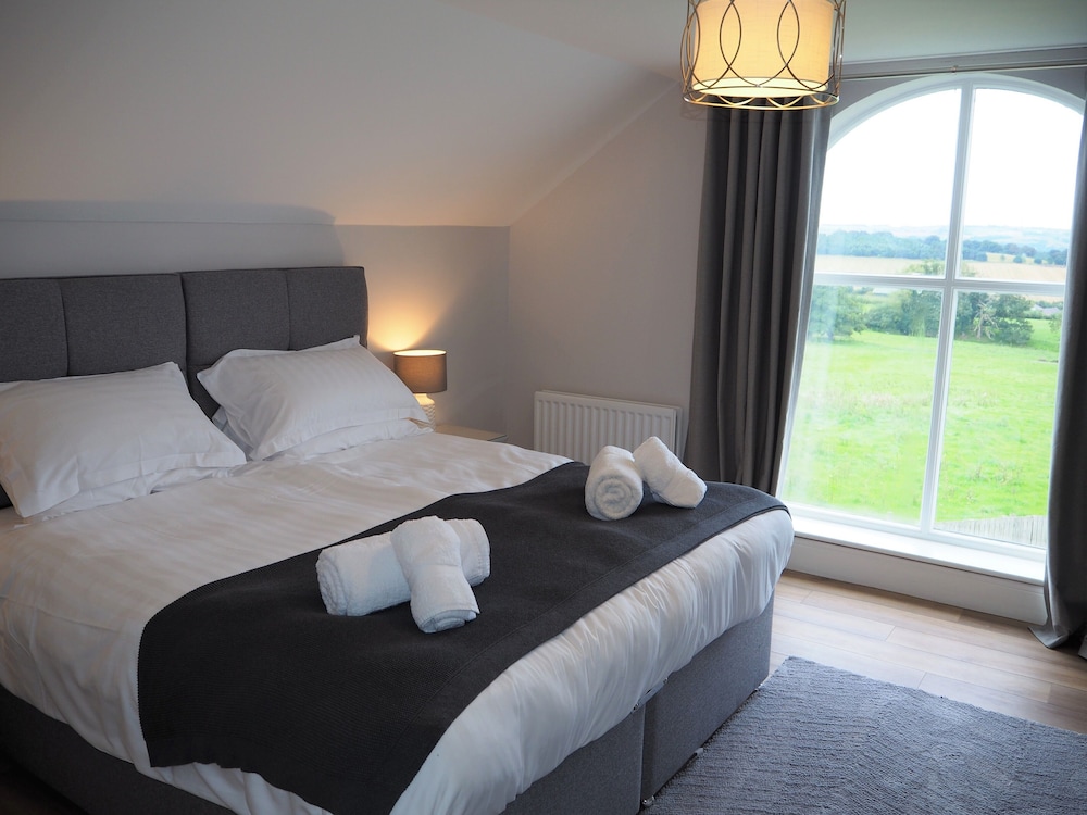 Cottage, Ensuite (Detached  Luxury) photo 2