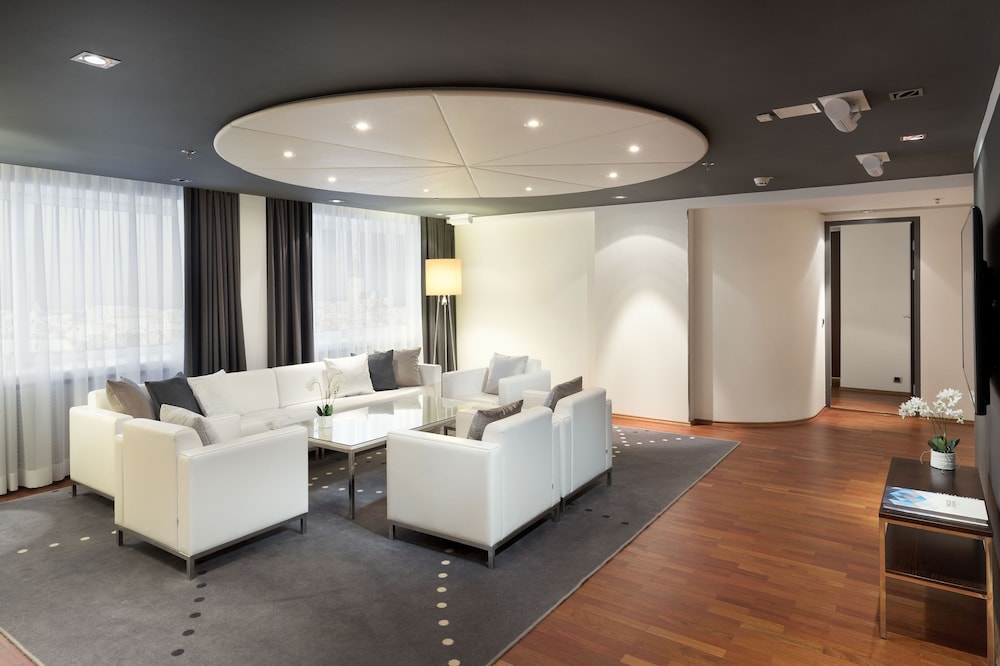 Presidential Suite photo 3
