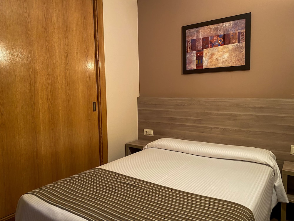 Triple Room (2 adults + 1 child)