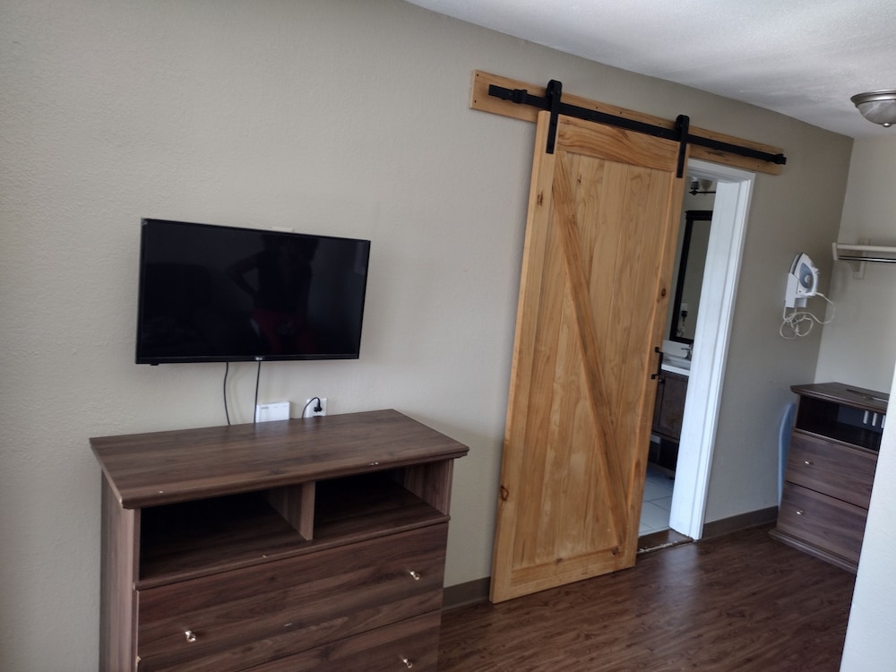 Deluxe Single Room photo 3