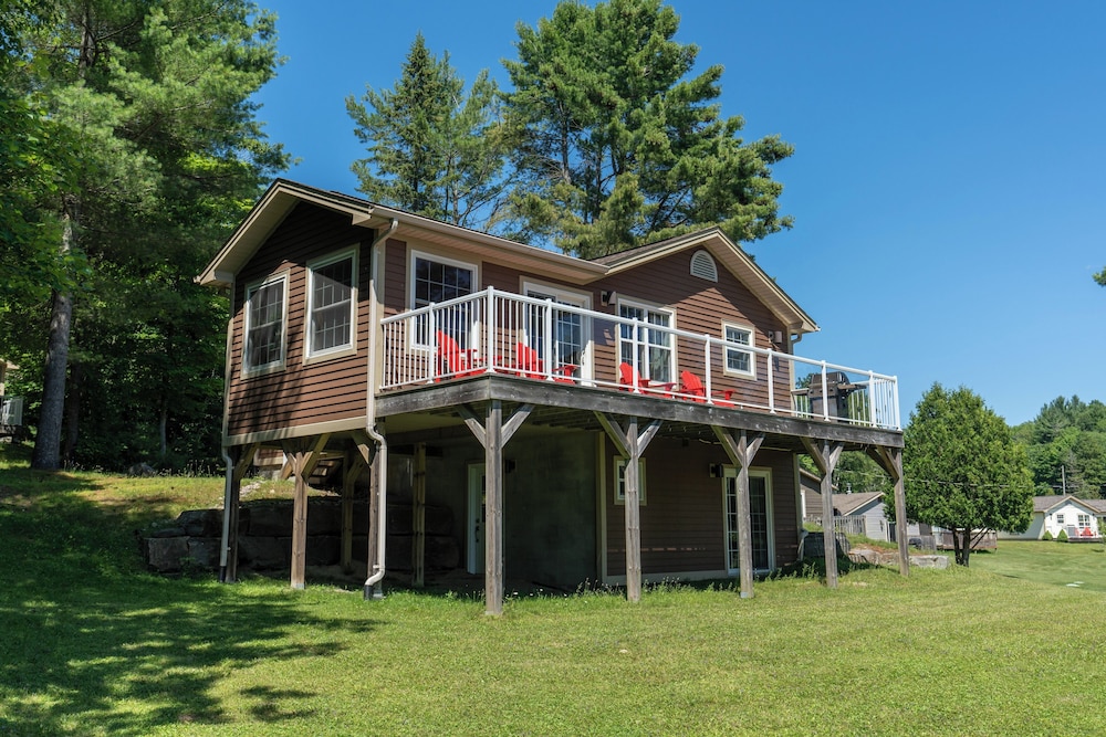 Luxury Cottage, 3 Bedrooms (Muskokan) photo 2