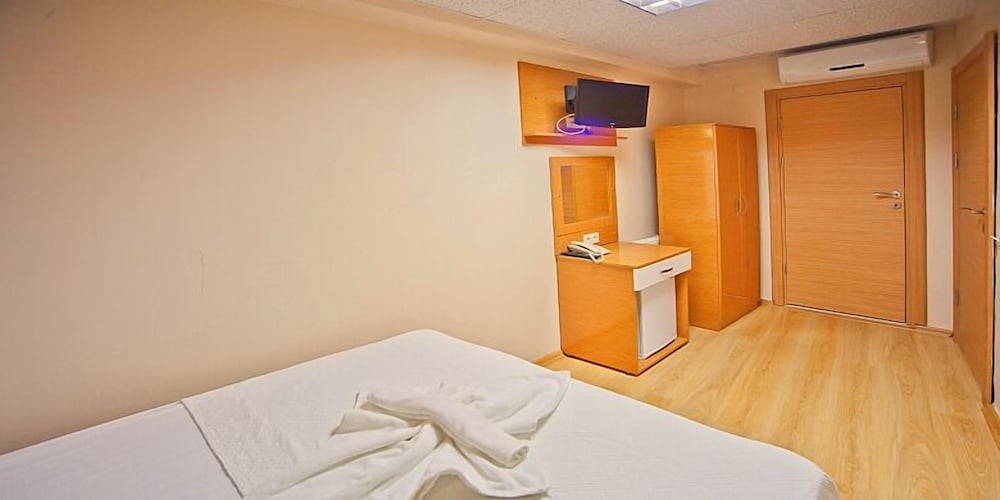 Standard Single Room photo 2