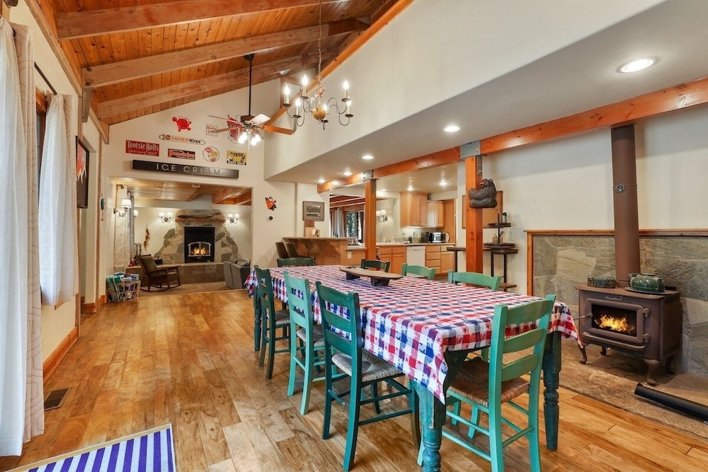 House, 4 Bedrooms