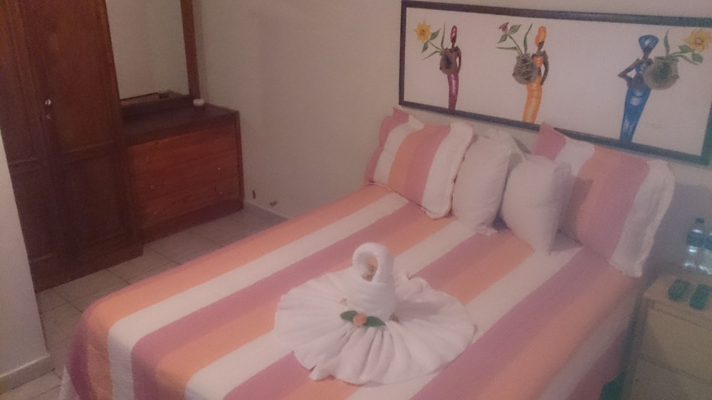 Comfort Room, 1 Double Bed, Refrigerator, Corner