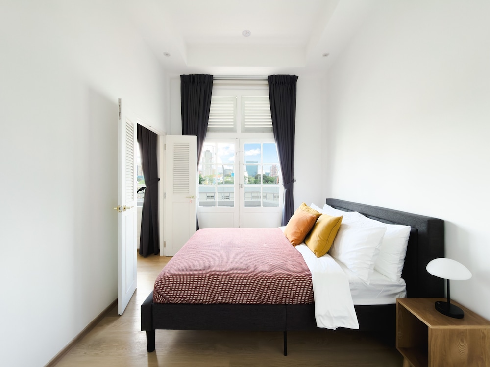 Apartment, 1 Queen Bed with Sofa bed, Balcony, City View