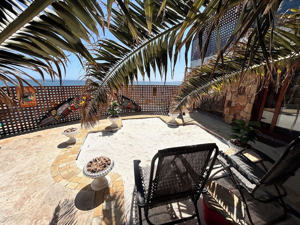 Exclusive Double Room, 1 King Bed, Non Smoking, Sea View photo 3