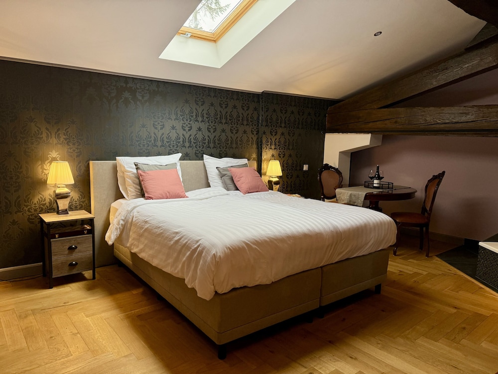 Superior Double or Twin Room photo 1