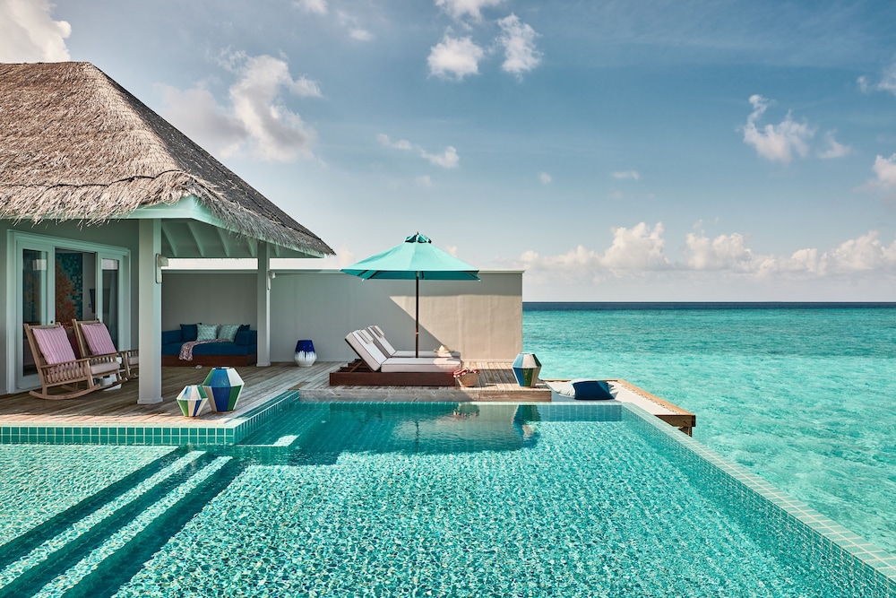 Two Bedroom Rock Star Villa with Pool