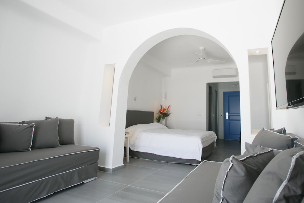 Premium triple room