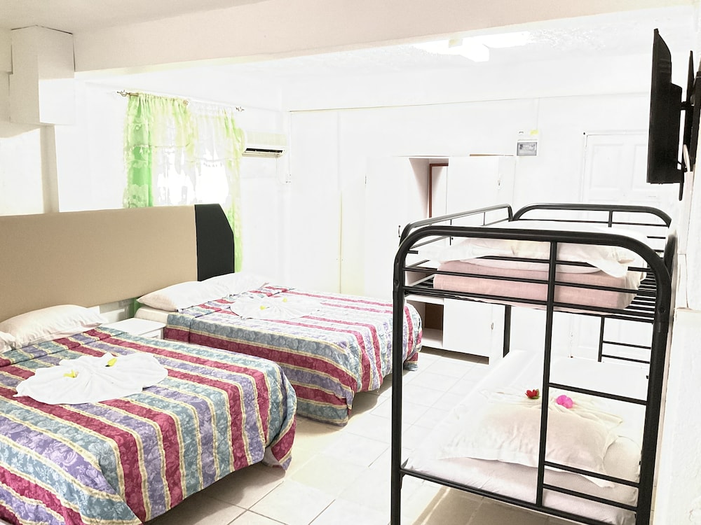 206 photo 2
