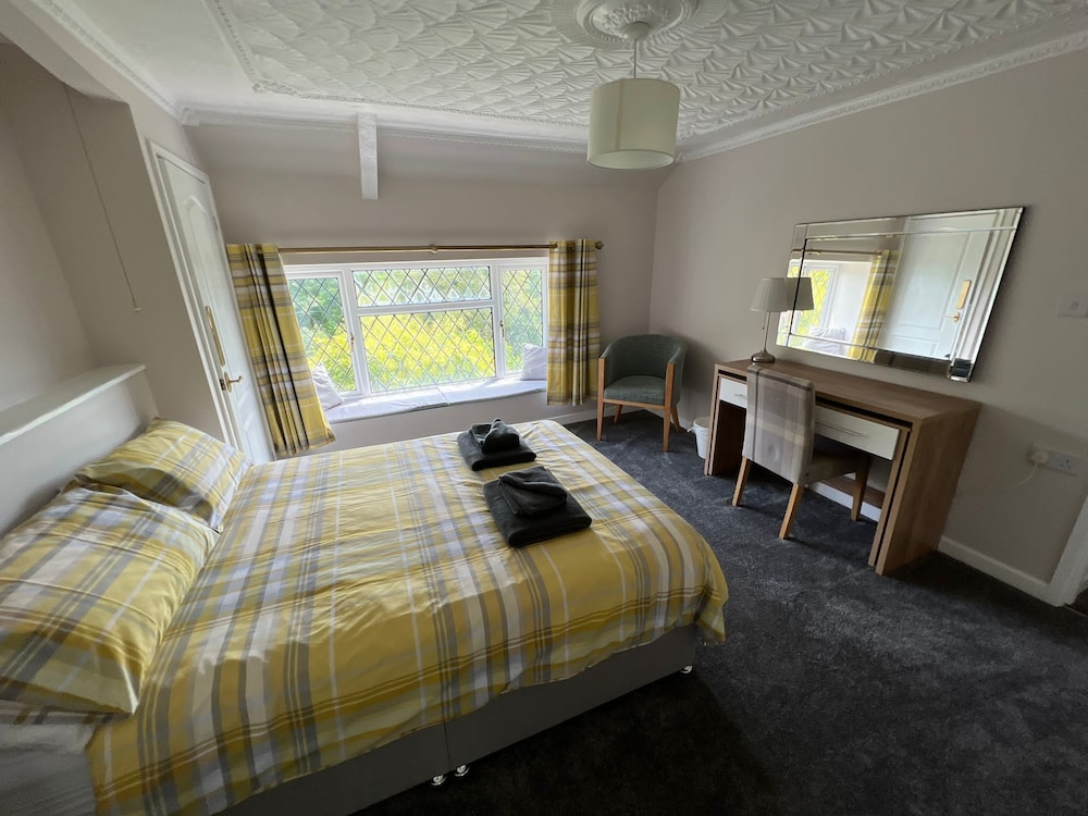 Cottage, 4 Bedrooms, Private Bathroom (cwmbach cottage) photo 1
