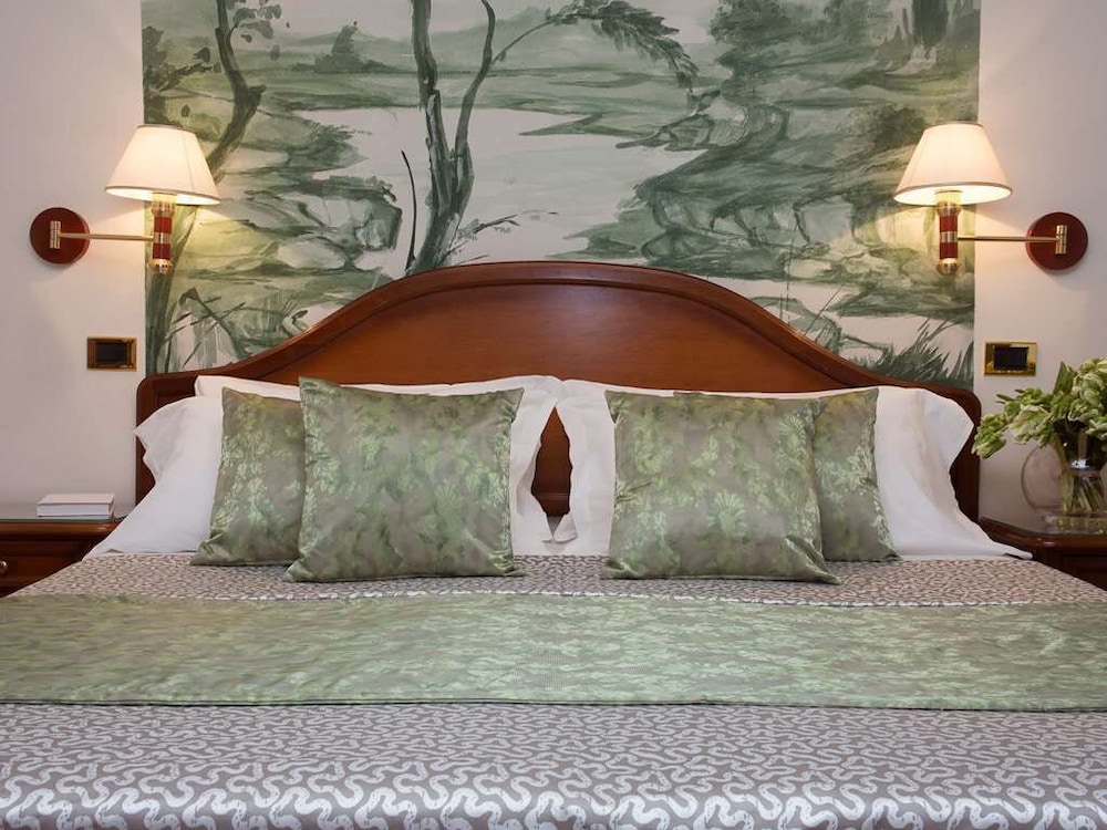 Room (Villa) - Photo 3