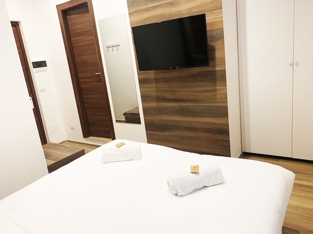 Single Room photo 3