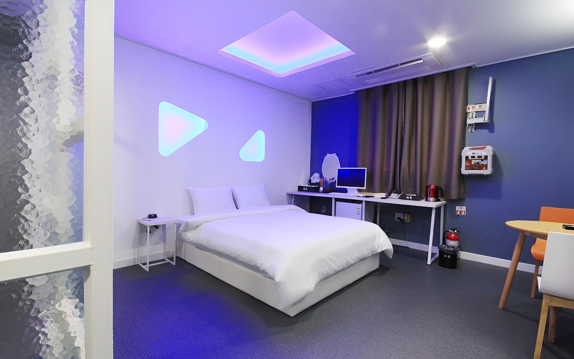 Room (Semi-Special Room) - Photo 24