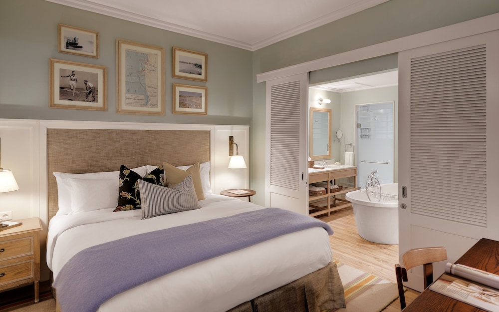 Luxury Suite photo 1