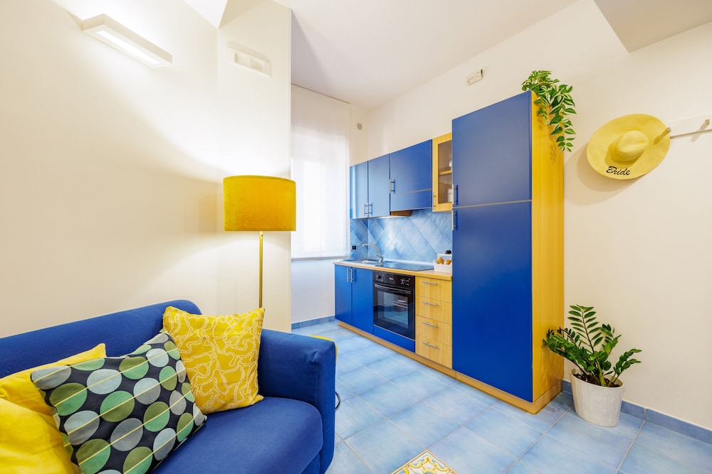 Superior Apartment (Apartment with window)