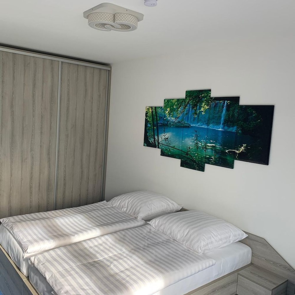 Deluxe Double Room, Balcony - Photo 1