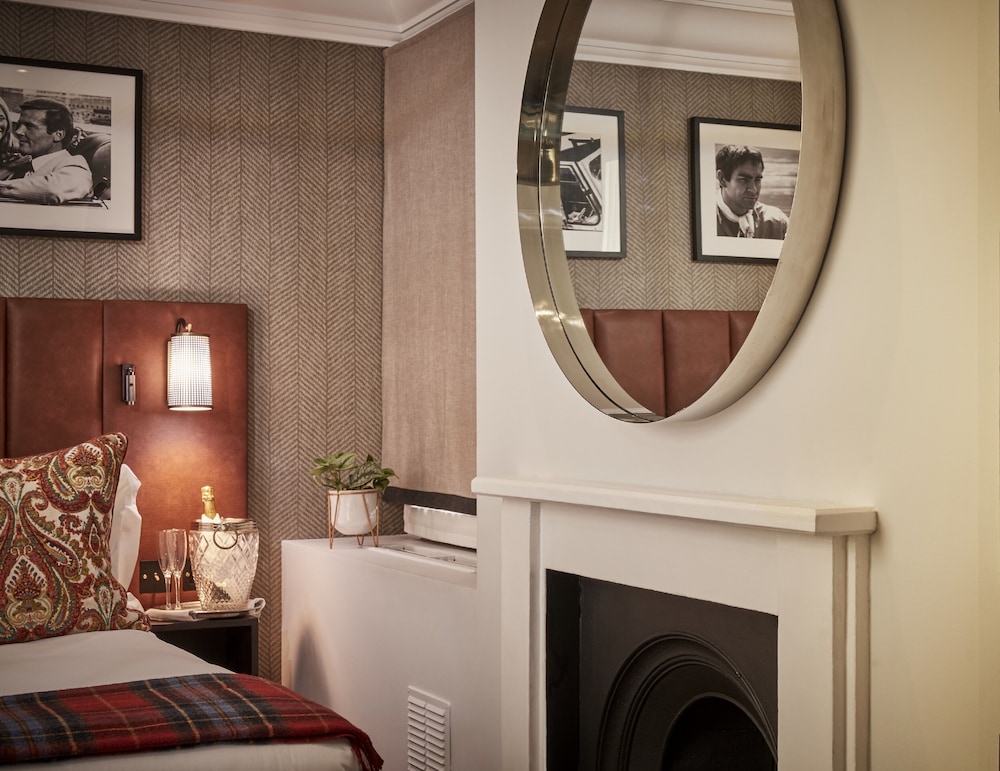 Deluxe Double Room, 1 King Bed photo 3