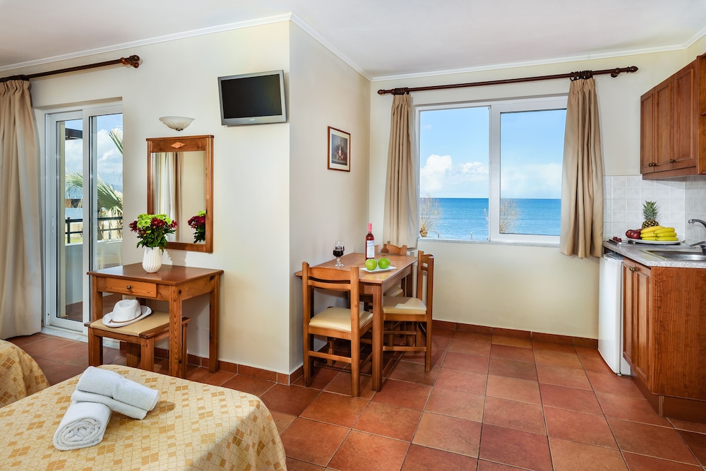 Studio, Sea View, Ground Floor (3 Guests) photo 3