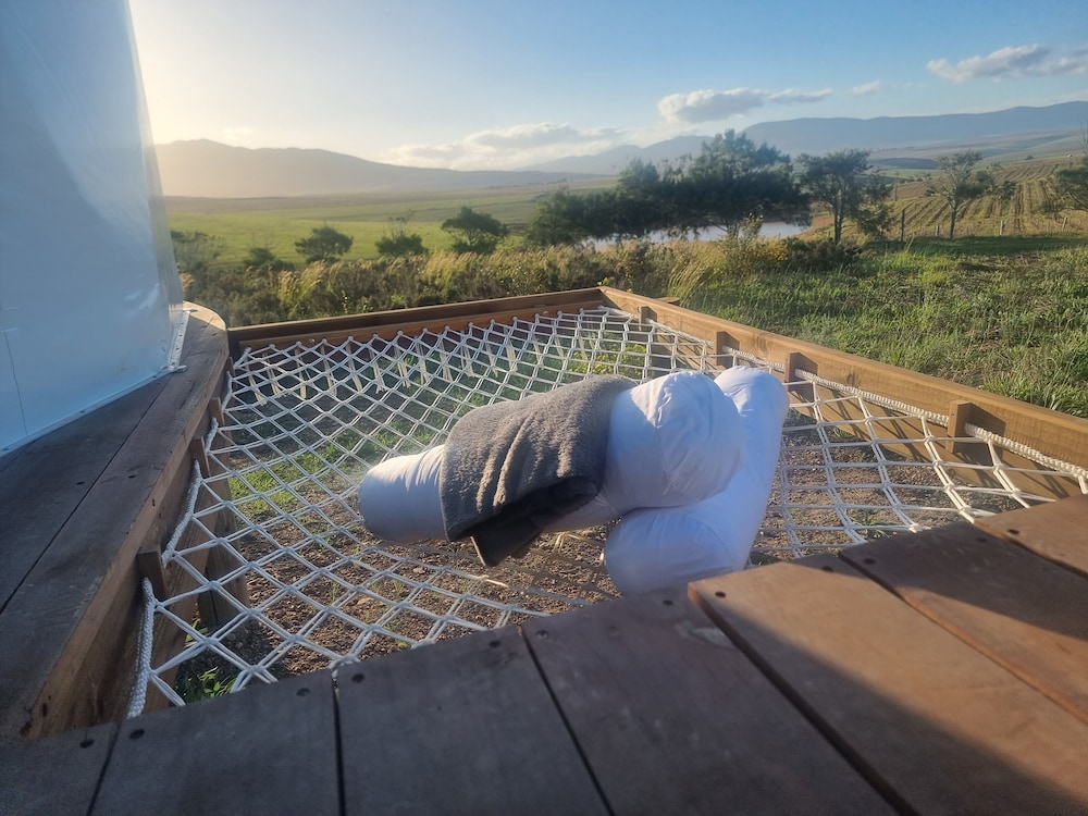Romantic Tent, 1 Queen Bed, Bathtub, Mountain View photo 2