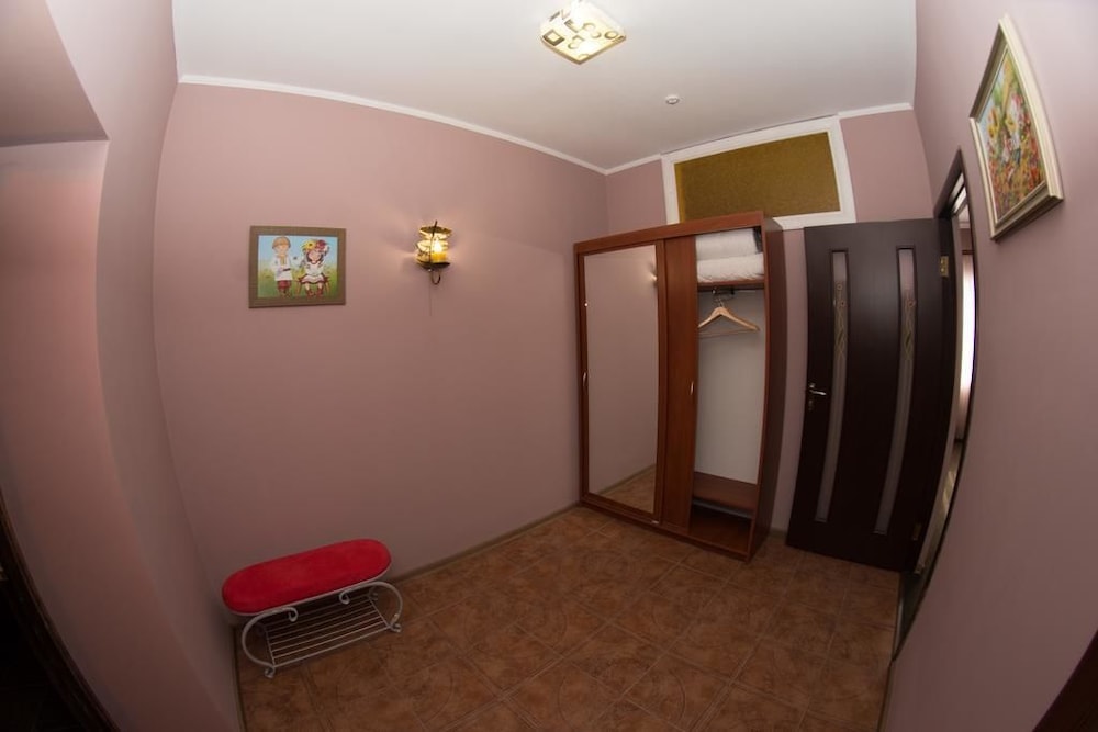Superior Triple Room photo 3