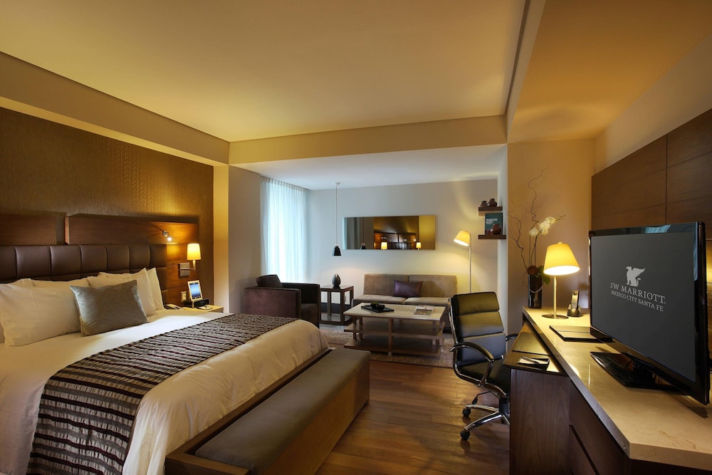 Junior Suite, 1 King Bed - Photo 1