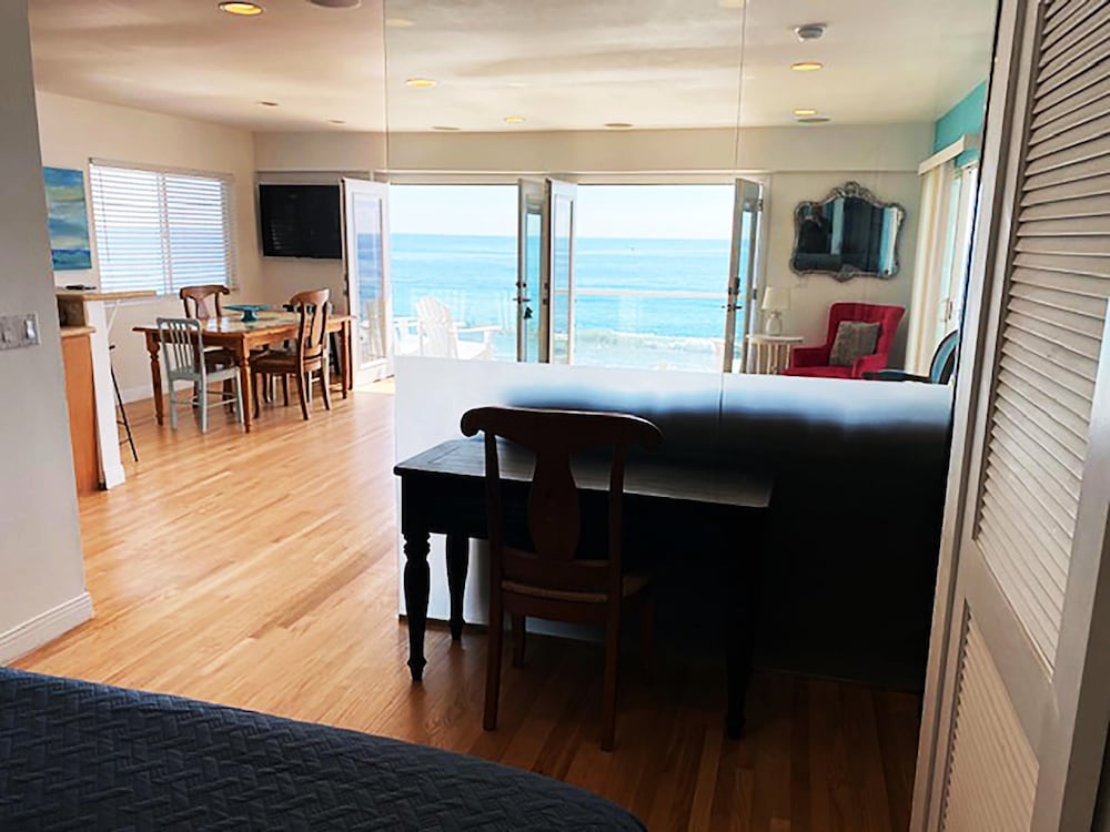 Elite Apartment, 1 Bedroom, Ocean View photo 3
