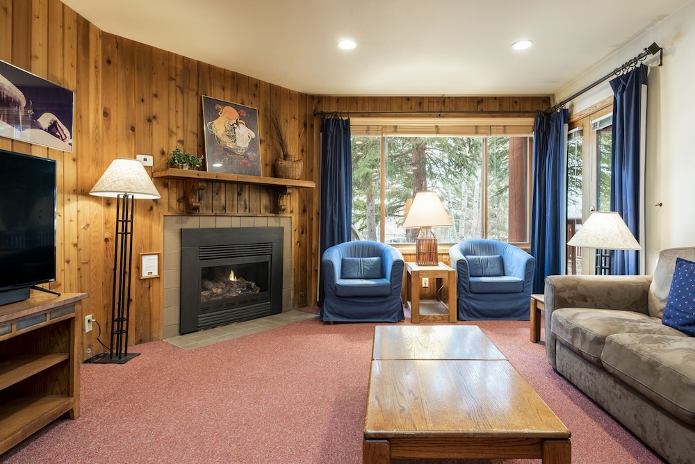 Condo, 1 Bedroom