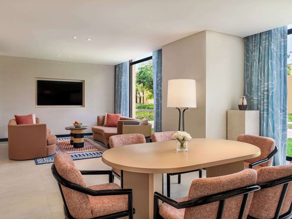 Magnifique One Bedroom Suite, Garden view, Club Access