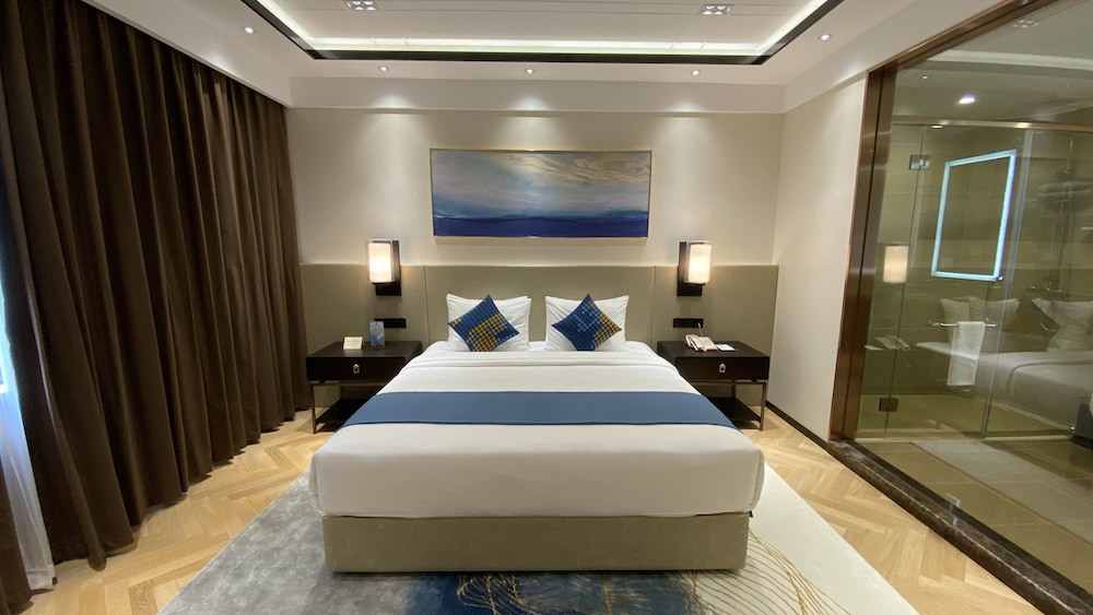 Deluxe Double Room 豪华大床房 - Photo 9