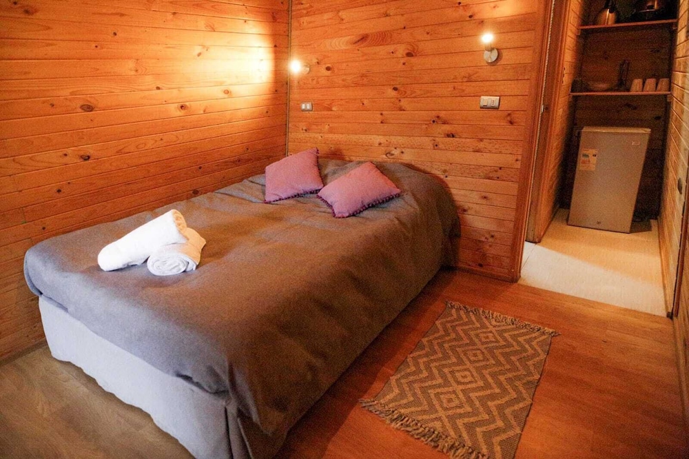 Basic Cabin, 1 Bedroom, River View, Mountainside photo 1